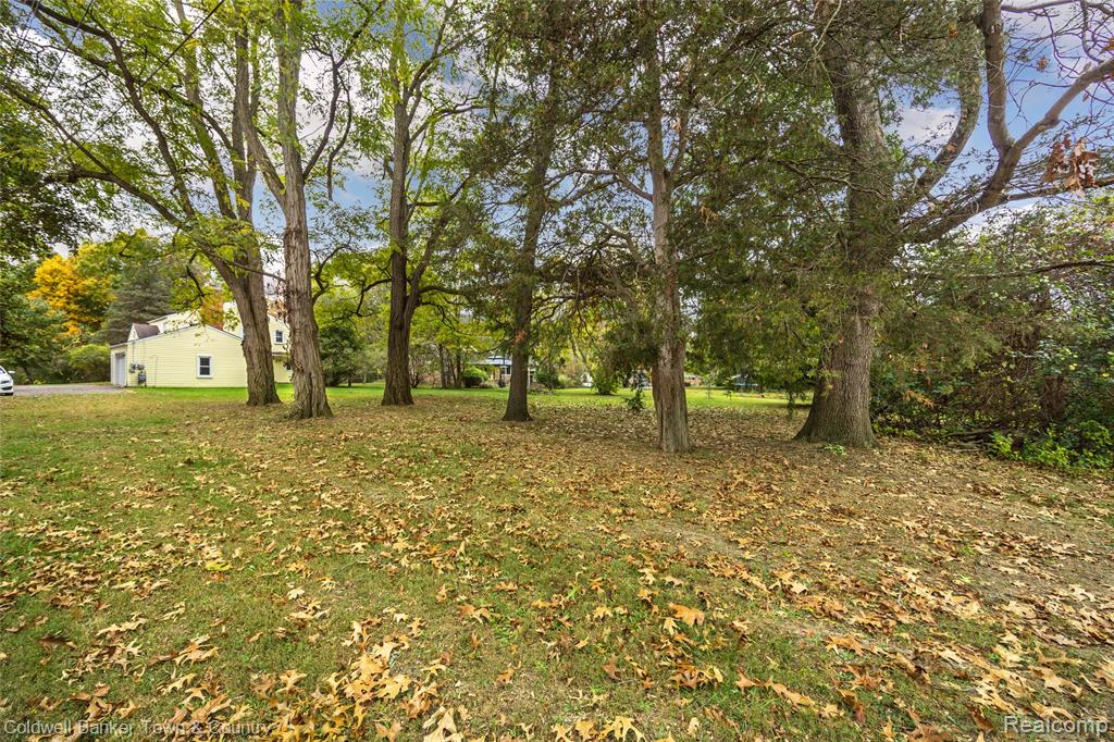 6461 Winans Lake Road, Brighton, MI 48116 — Photo 8