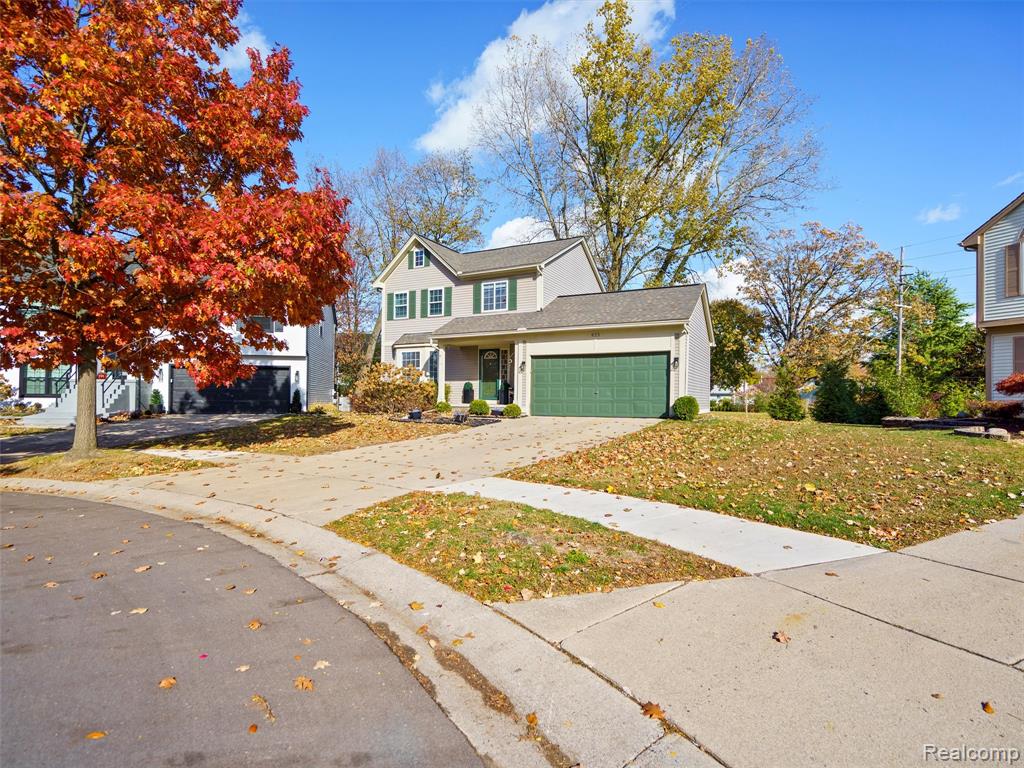 825 Huntclub Boulevard, Auburn Hills, MI 48326 — Photo 33
