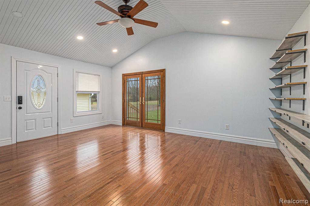 7135 Jordan Road, Grand Blanc, MI 48439 — Photo 18