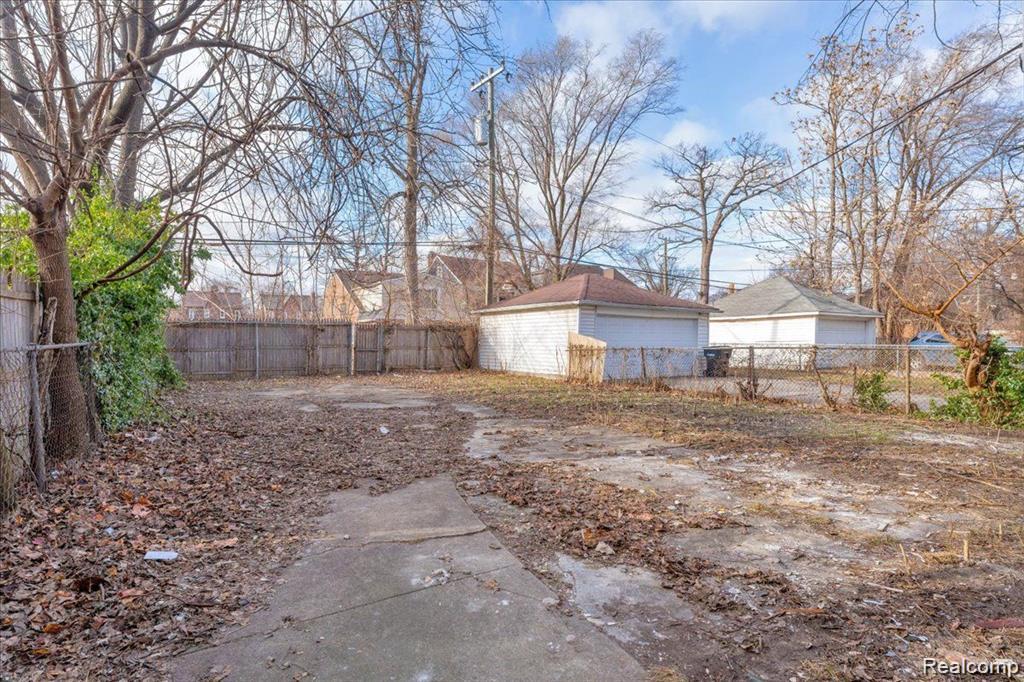16241 Cherrylawn Street, Detroit, MI 48221 — Photo 32