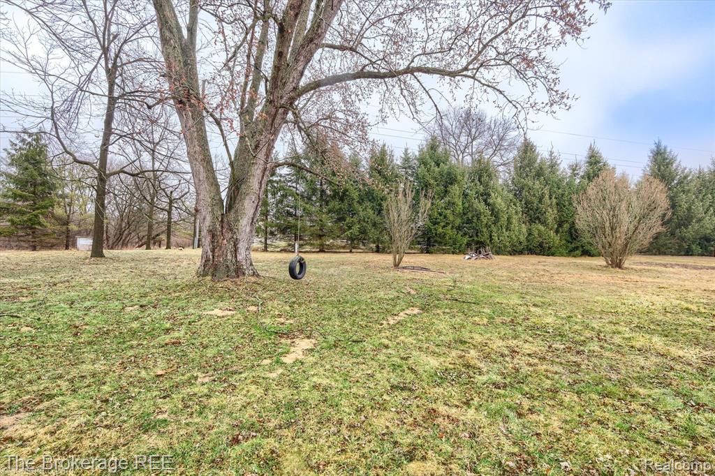 4422 N Lapeer Road, Columbiaville, MI 48421 — Photo 28