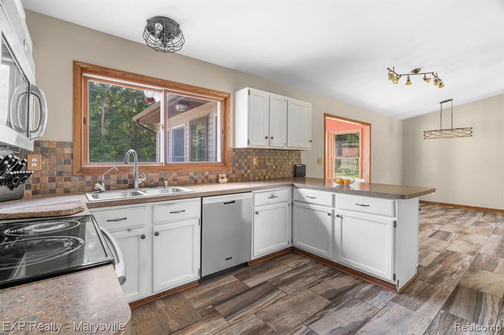12980 Metcalf Road, Brockway, MI 48097 — Photo 18