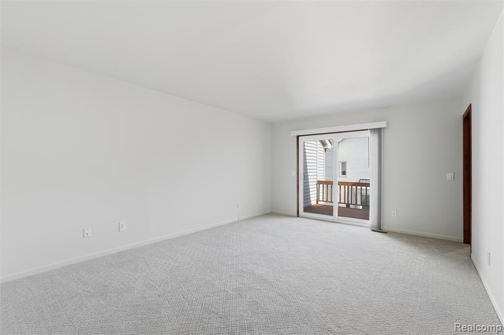396 W Ann Arbor Trail, Plymouth, MI 48170 — Photo 9