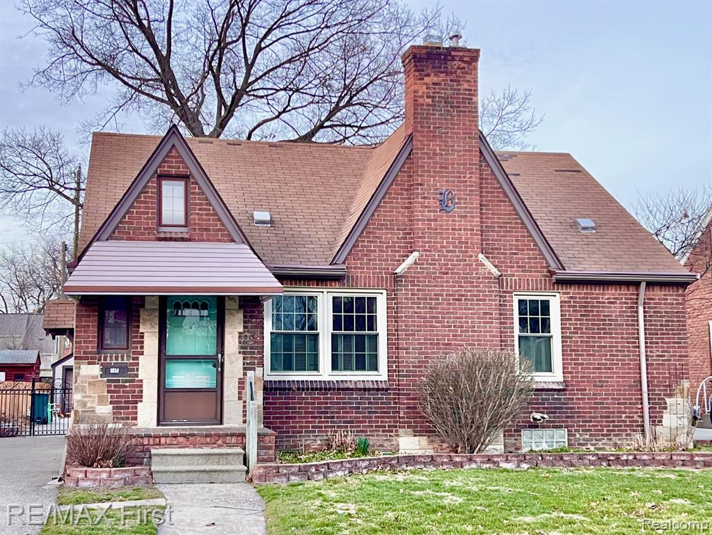 582 W Breckenridge Street, Ferndale, MI 48220 — front exterior