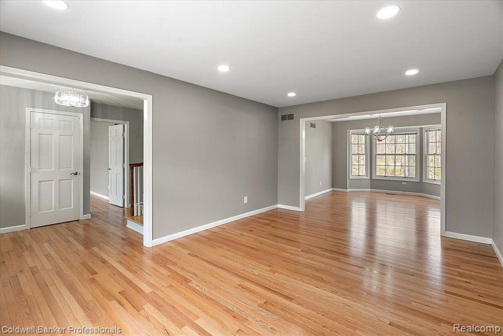 49132 PLUM TREE Drive, Plymouth, MI 48170 — Photo 17