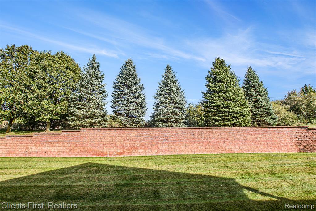 1441 Duncan Drive, Chelsea, MI 48118 — Photo 18