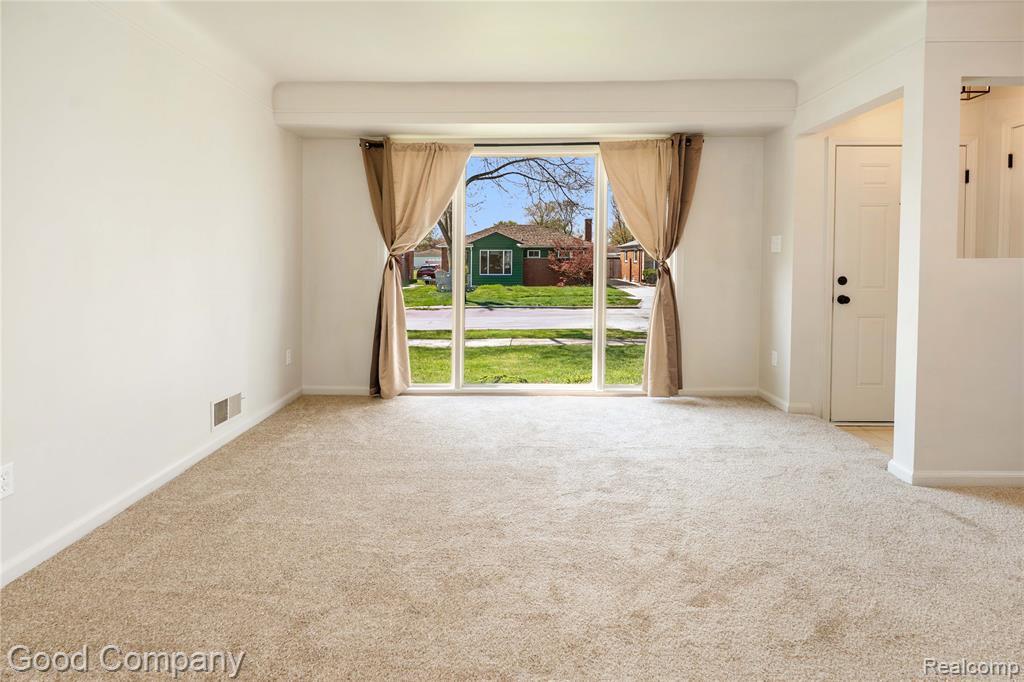 19915 Shady Lane Avenue, Saint Clair Shores, MI 48080 — Photo 6