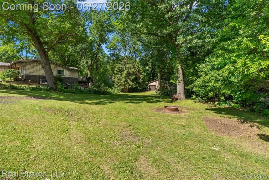 8320 Hillpoint Drive, Brighton, MI 48116 — Photo 35
