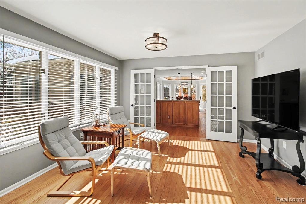 8620 Southridge Drive, Howell, MI 48843 — Photo 13