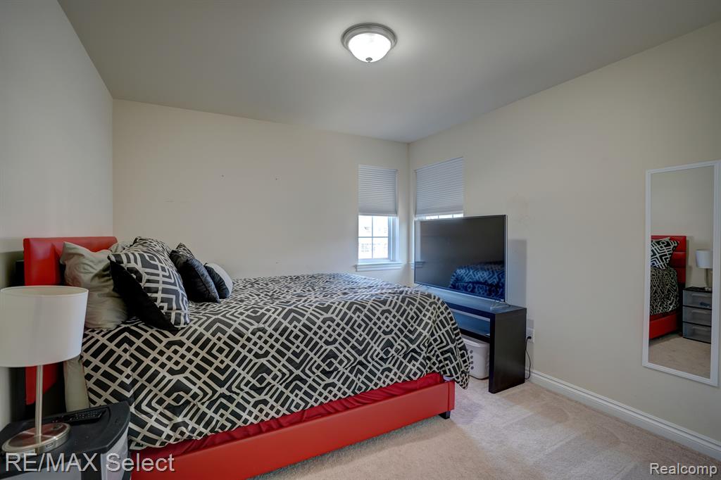 4062 OAK Street, Grand Blanc, MI 48439 — Photo 31