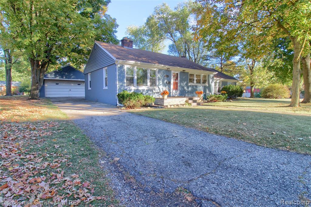 816 Carpenter Street, Northville, MI 48167 — Photo 3