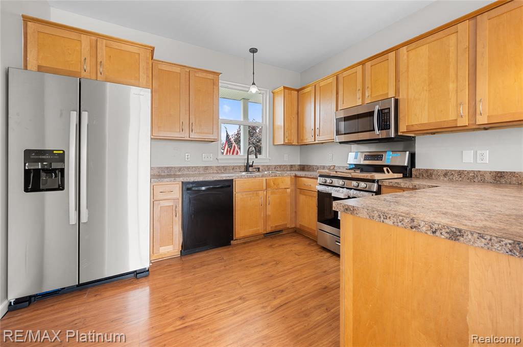 6327 Saint Charles Pass, Swartz Creek, MI 48473 — Photo 15
