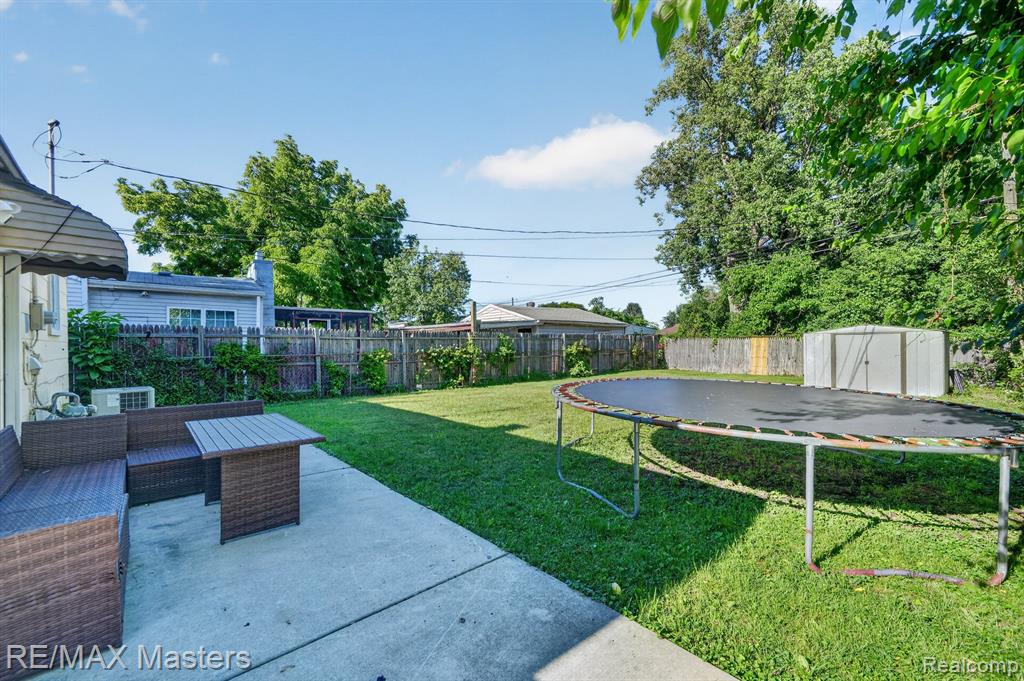 5901 Ziegler Street, Taylor, MI 48180 — Photo 23