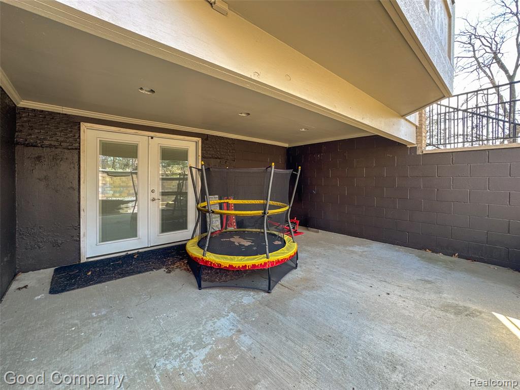 43169 Ashbury Drive, Novi, MI — Photo 49