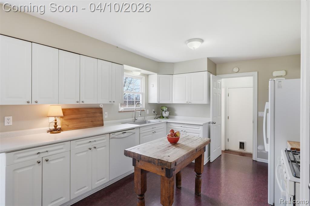 8287 Seymour Road, Gaines Vlg, MI 48436 — Photo 10