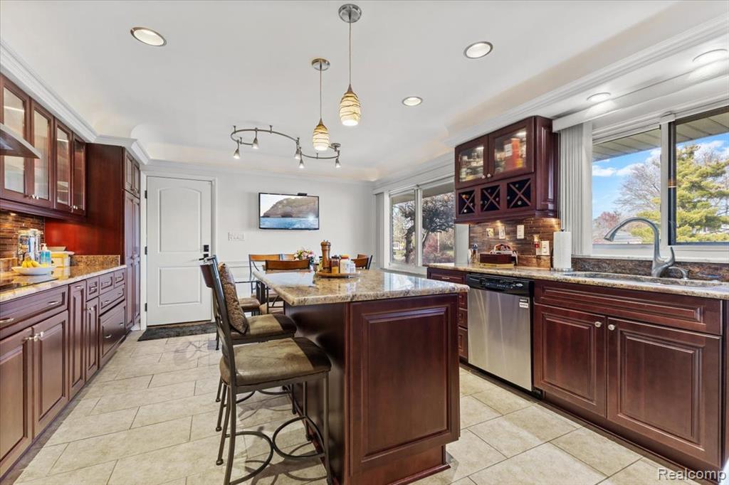 28791 Sunset Boulevard W, Lathrup Village, MI 48076 — Photo 25