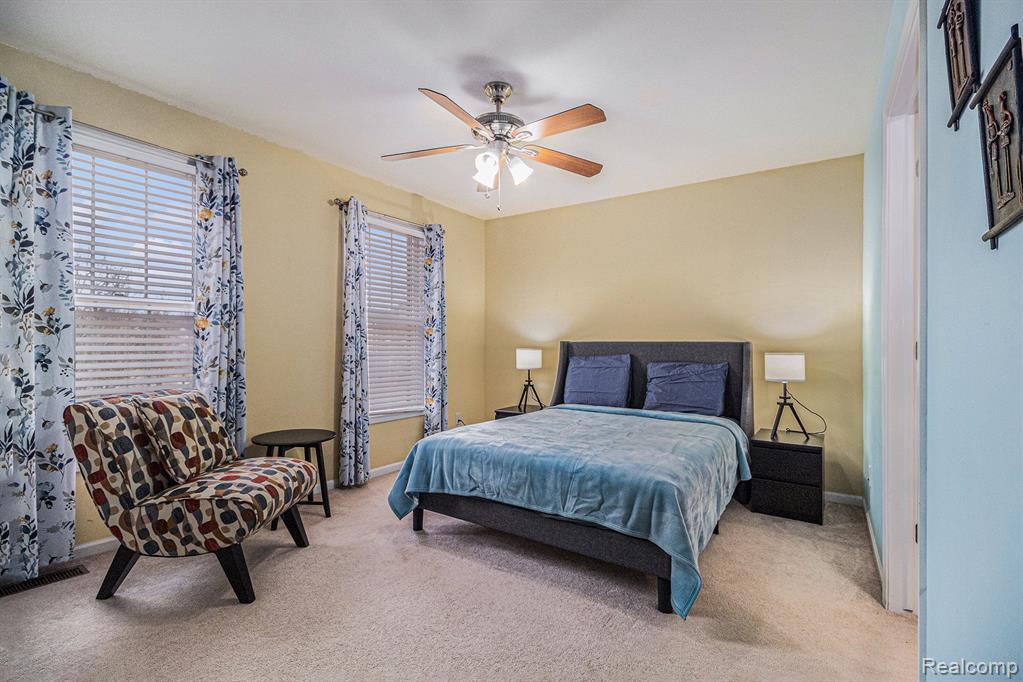 49532 GREAT FALLS Road, Canton, MI 48188 — Photo 28