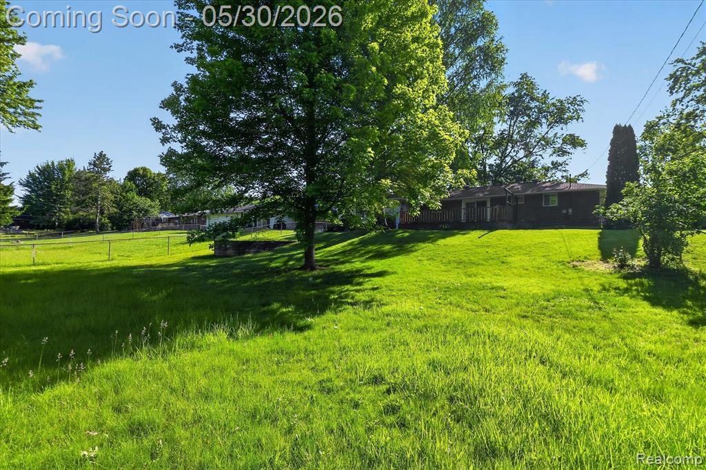 721 Robbinann Drive, Waterford, MI 48328 — Photo 43