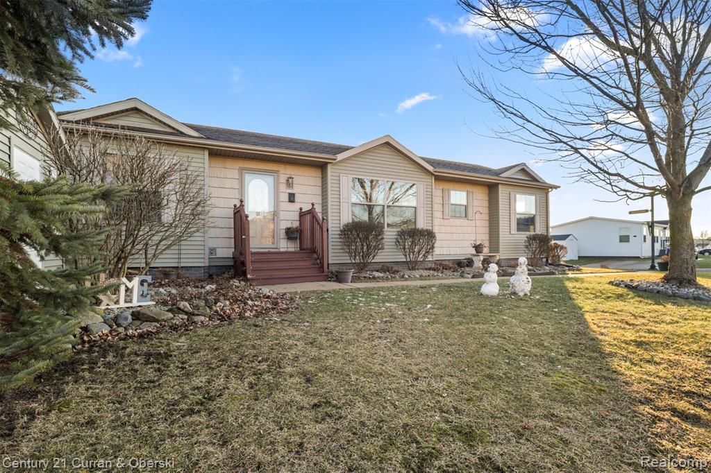 11191 Shady Grove Court, South Lyon, MI 48178 — Photo 4