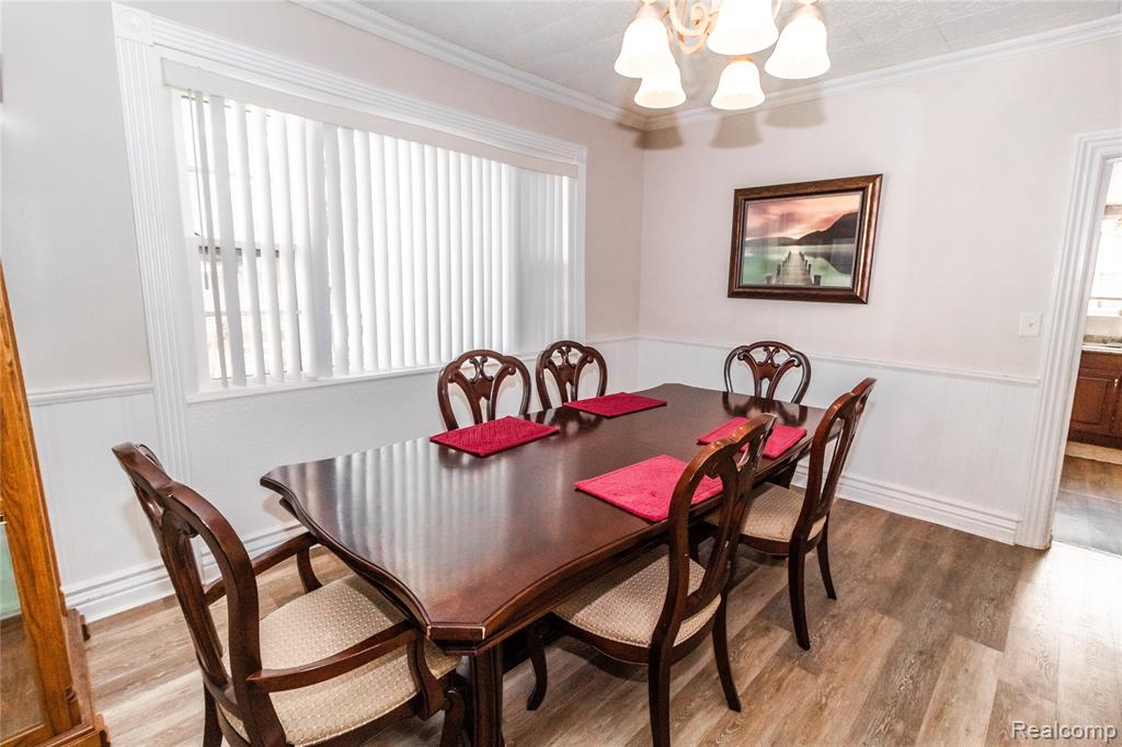 825 N Main Street, Lapeer, MI 48446 — Photo 16