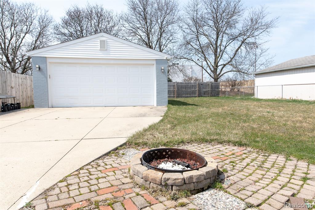 4411 BRIARWOOD Avenue, Royal Oak, MI 48073 — Photo 28