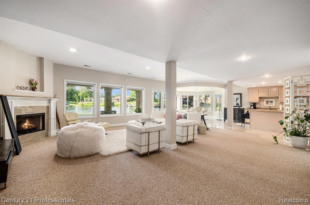 9020 Huron Bluffs Drive, White Lake, MI — Photo 24