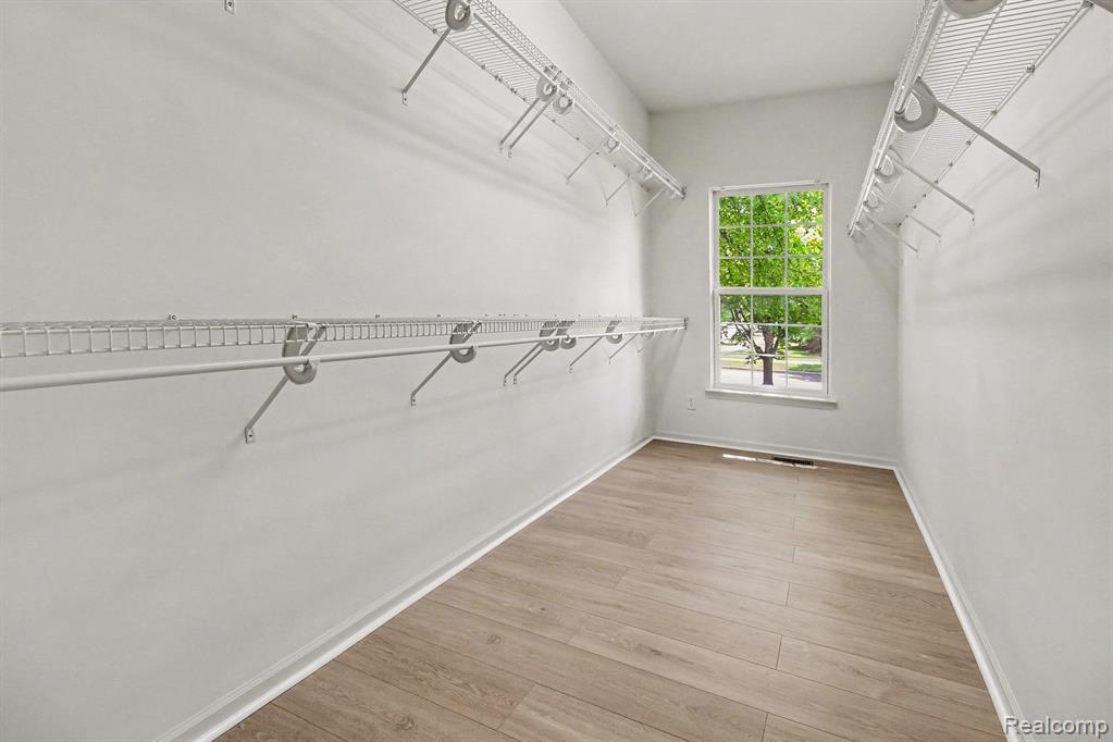 49756 Great Falls Road, Canton, MI 48188 — Photo 22