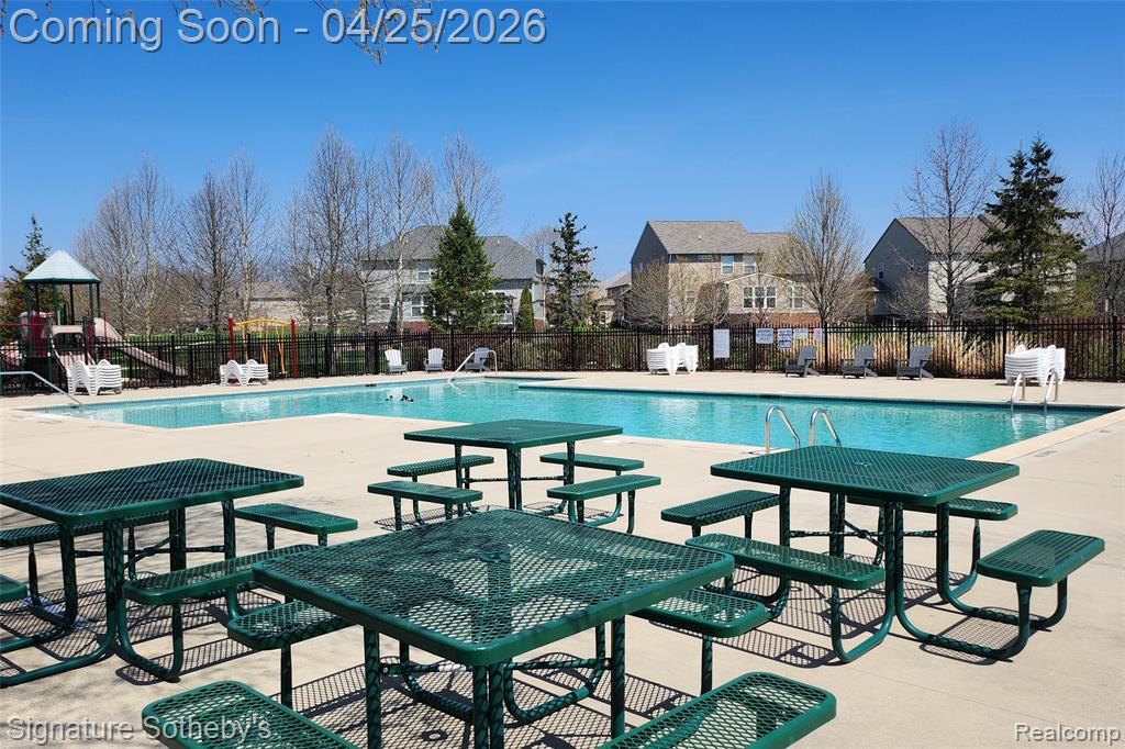 24636 Padstone Drive, South Lyon, MI 48178 — Photo 49