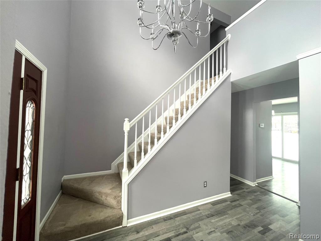 45225 Yorkshire Drive, Novi, MI — Photo 3
