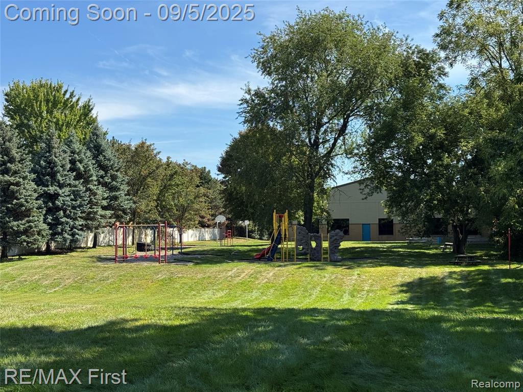41047 Greenbrook Lane, Plymouth, MI 48170 — Photo 22