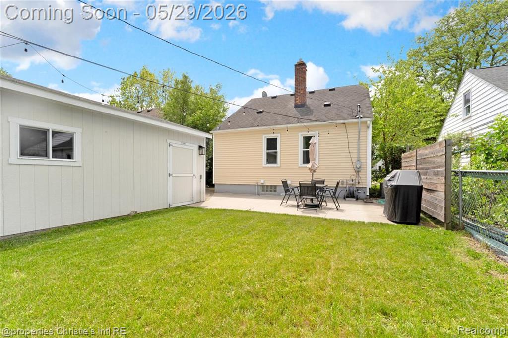 8740 Saratoga Street, Oak Park, MI 48237 — Photo 28