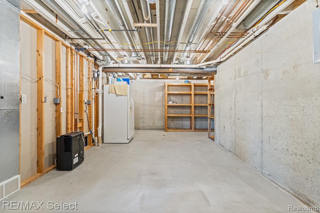 6056 Atlas Road, Grand Blanc, MI 48439 — Photo 55