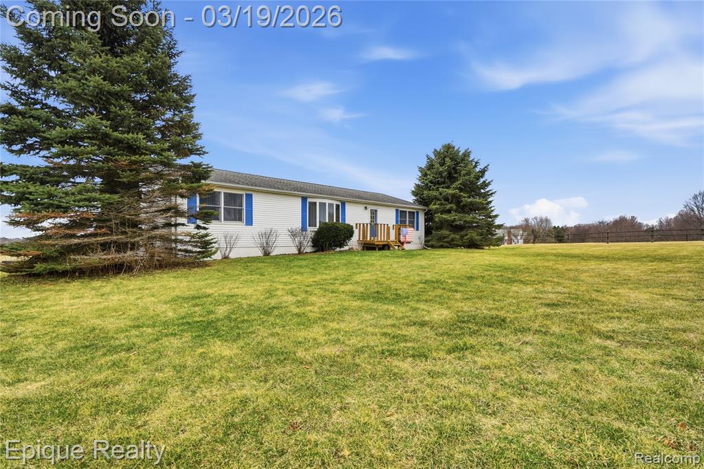 6723 Cedar Creek Road, North Branch, MI 48461 — Photo 3