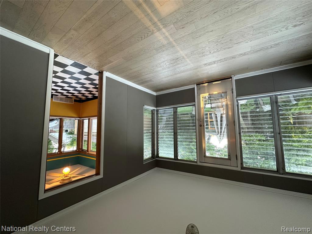821 Pemberton Road, Grosse Pointe, MI 48230 — Photo 13