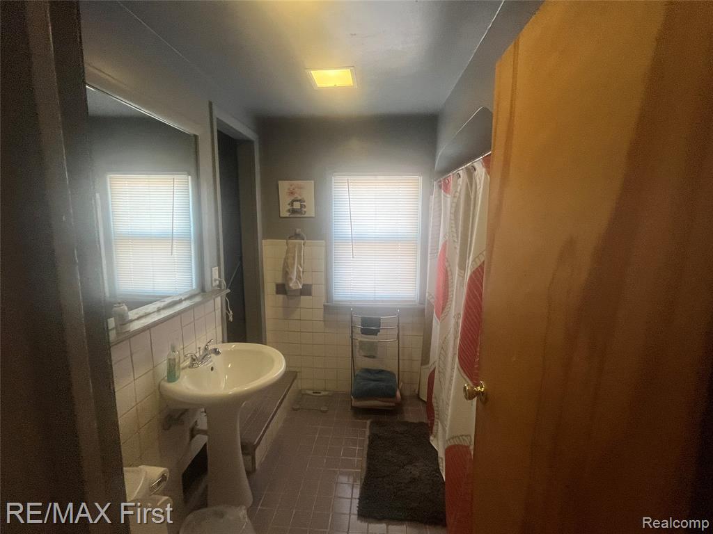 18655 Monica Street, Detroit, MI 48221 — Photo 7