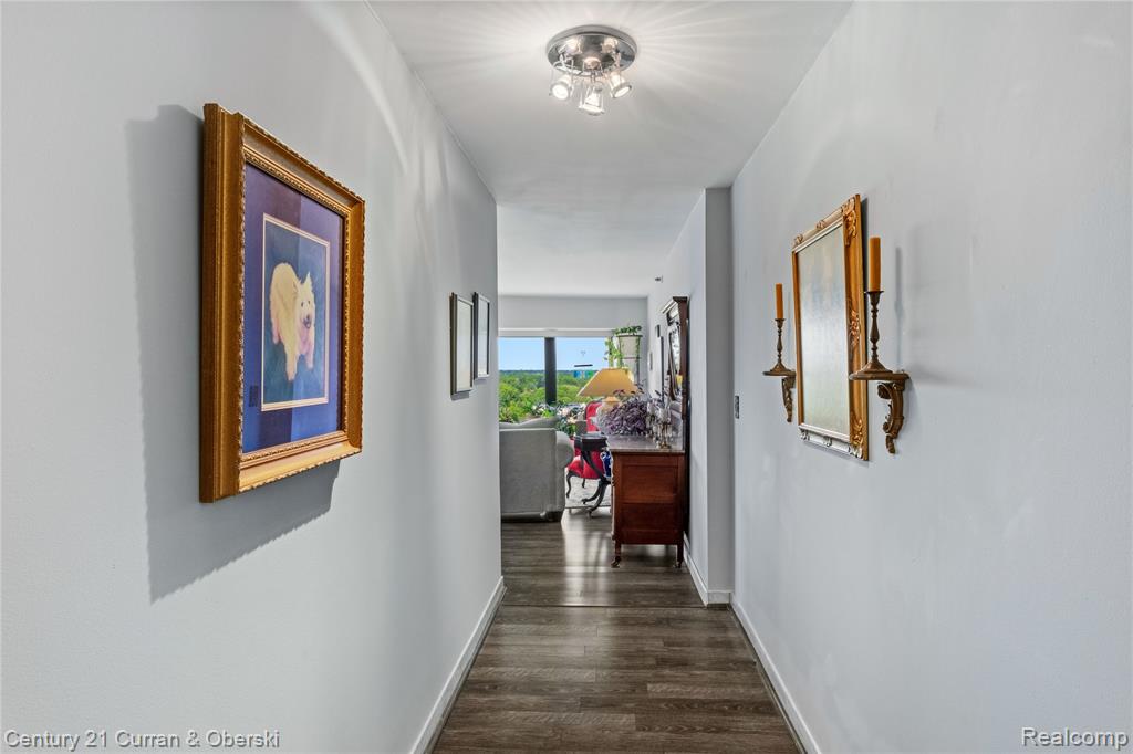 5000 Town Center, 1606, Southfield, MI 48075 — Photo 5