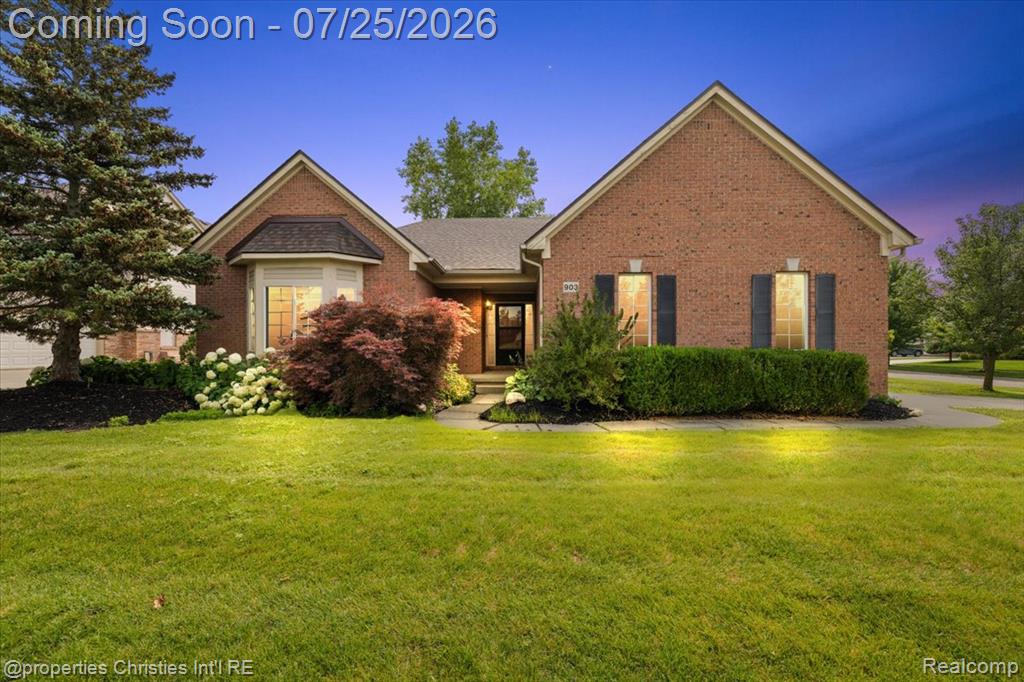 903 Westlake Avenue, Oxford, MI 48371