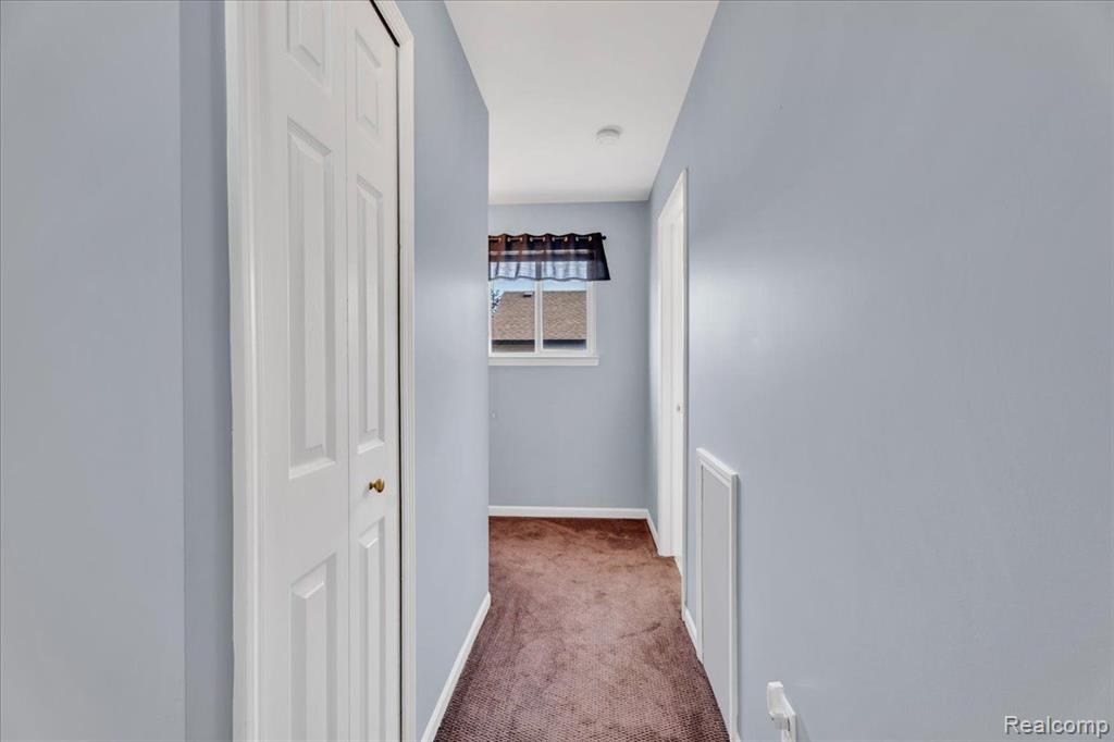 4525 STREAMSIDE Trail, Waterford, MI 48329 — Photo 12