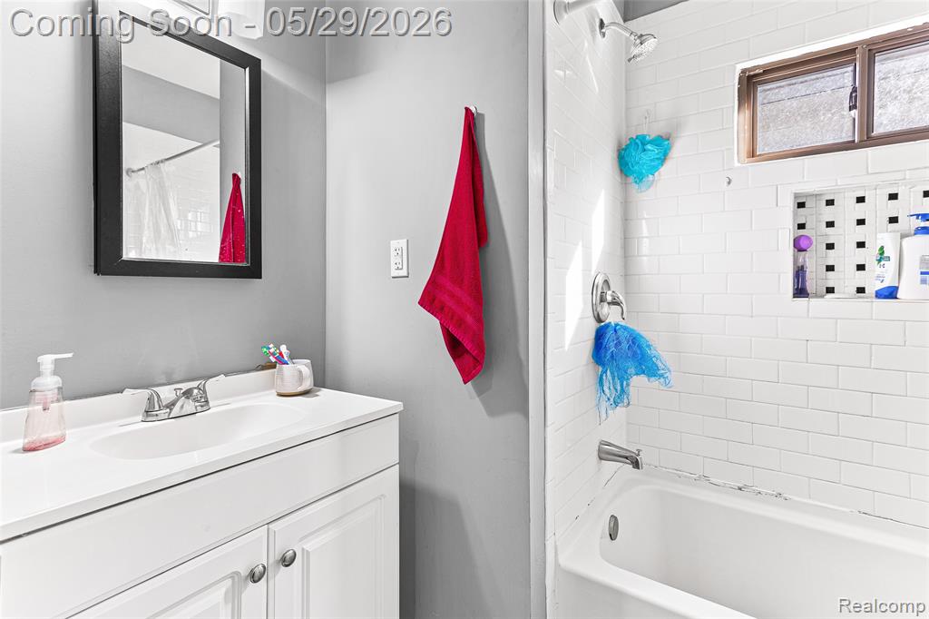 9365 Quincy Street, Detroit, MI 48204 — Photo 14