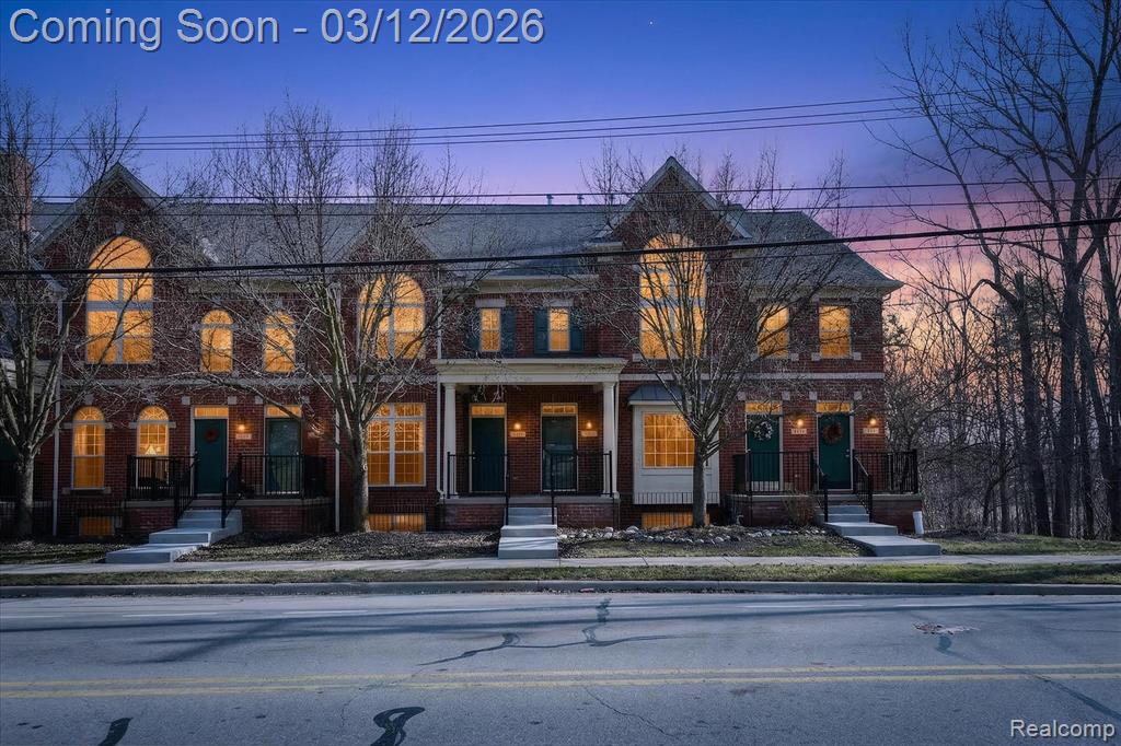 468 Village Lane, 3, Milford, MI 48381 — Photo 3