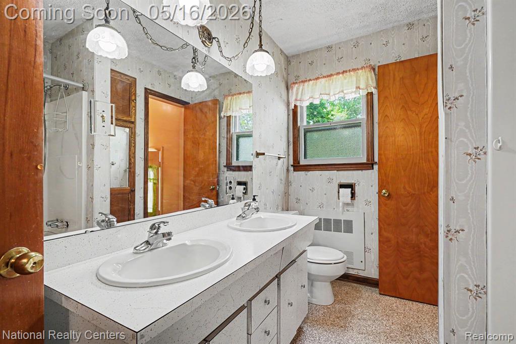 5850 Eldridge Drive, Waterford, MI 48327 — Photo 20