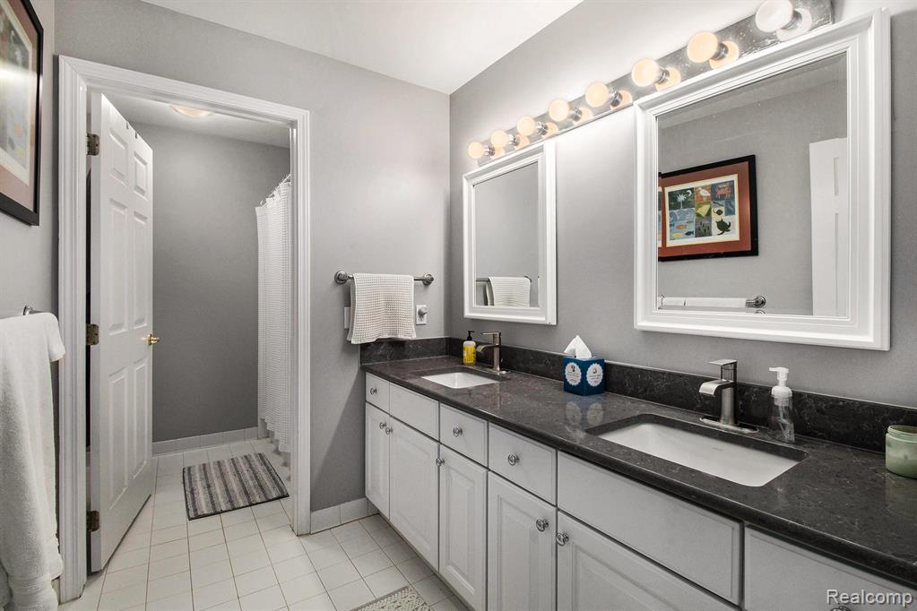 6829 Woodcrest Ridge, Clarkston, MI — Photo 31