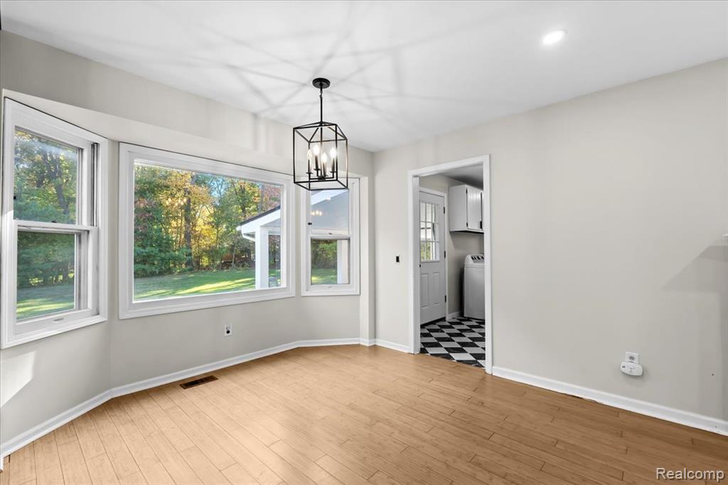 5265 Greenfield Road, Brighton, MI 48114 — Photo 8