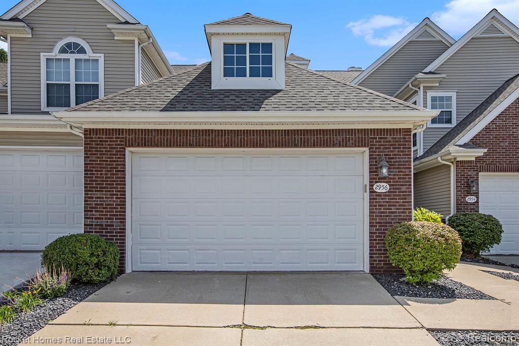 2956 Hunley Drive, Ann Arbor, MI 48105 — Photo 2