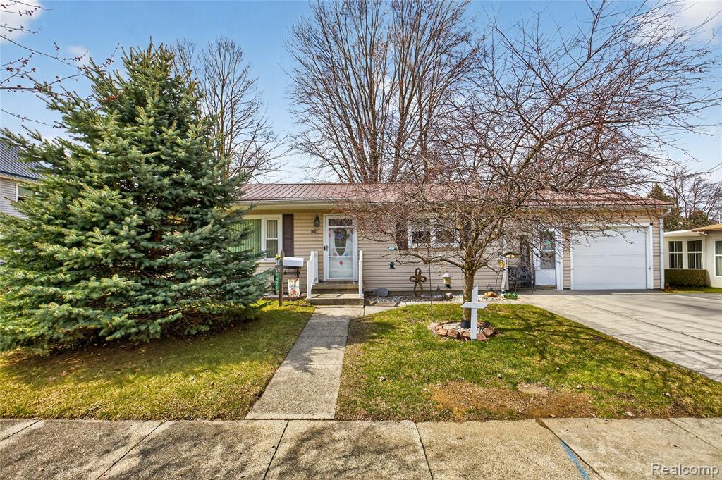 8426 Atwood Drive, Millington, MI 48746 — Photo 2