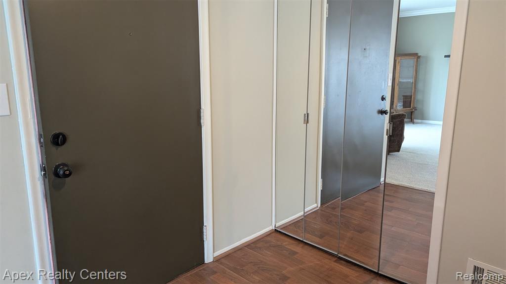 41682 Bedford Drive, Canton, MI 48187 — Photo 3