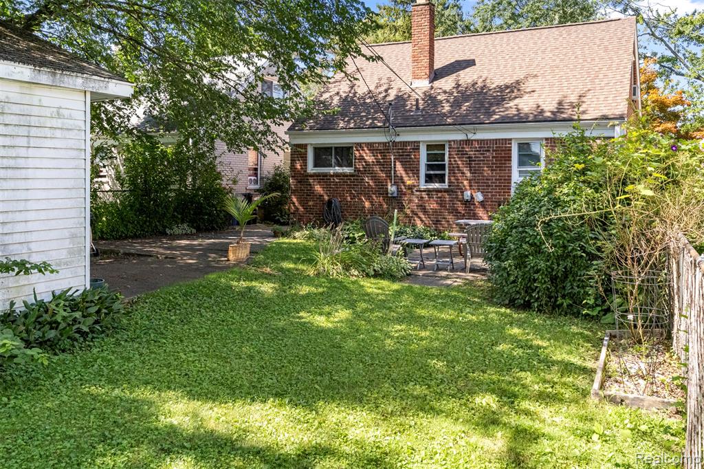 9584 Wormer, Redford, MI 48239 — Photo 8