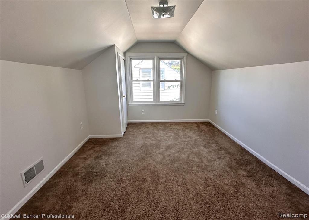 21376 Mitchelldale Avenue, Ferndale, MI 48220 — Photo 12