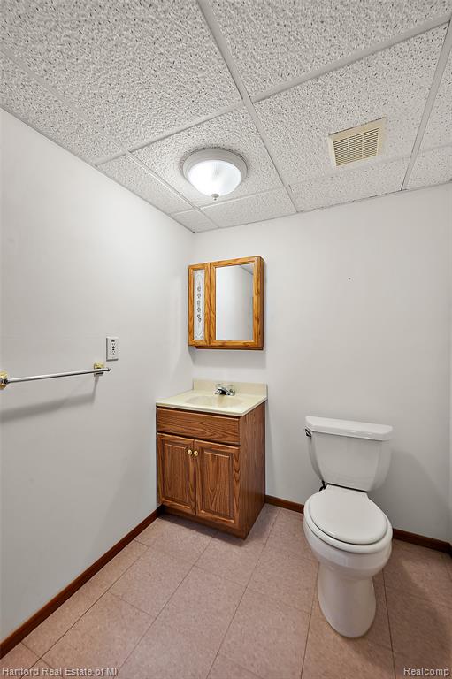 402 Mulberry Drive, Commerce Twp, MI 48390 — Photo 27