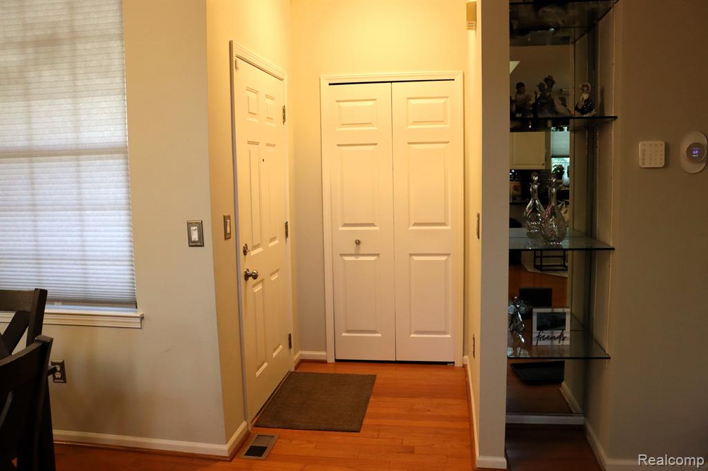 41567 GLADE Road, Canton, MI 48187 — Photo 7